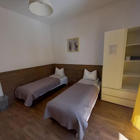 Geodezyjna'70 Cozy Rooms P1 Warschau Buitenkant foto